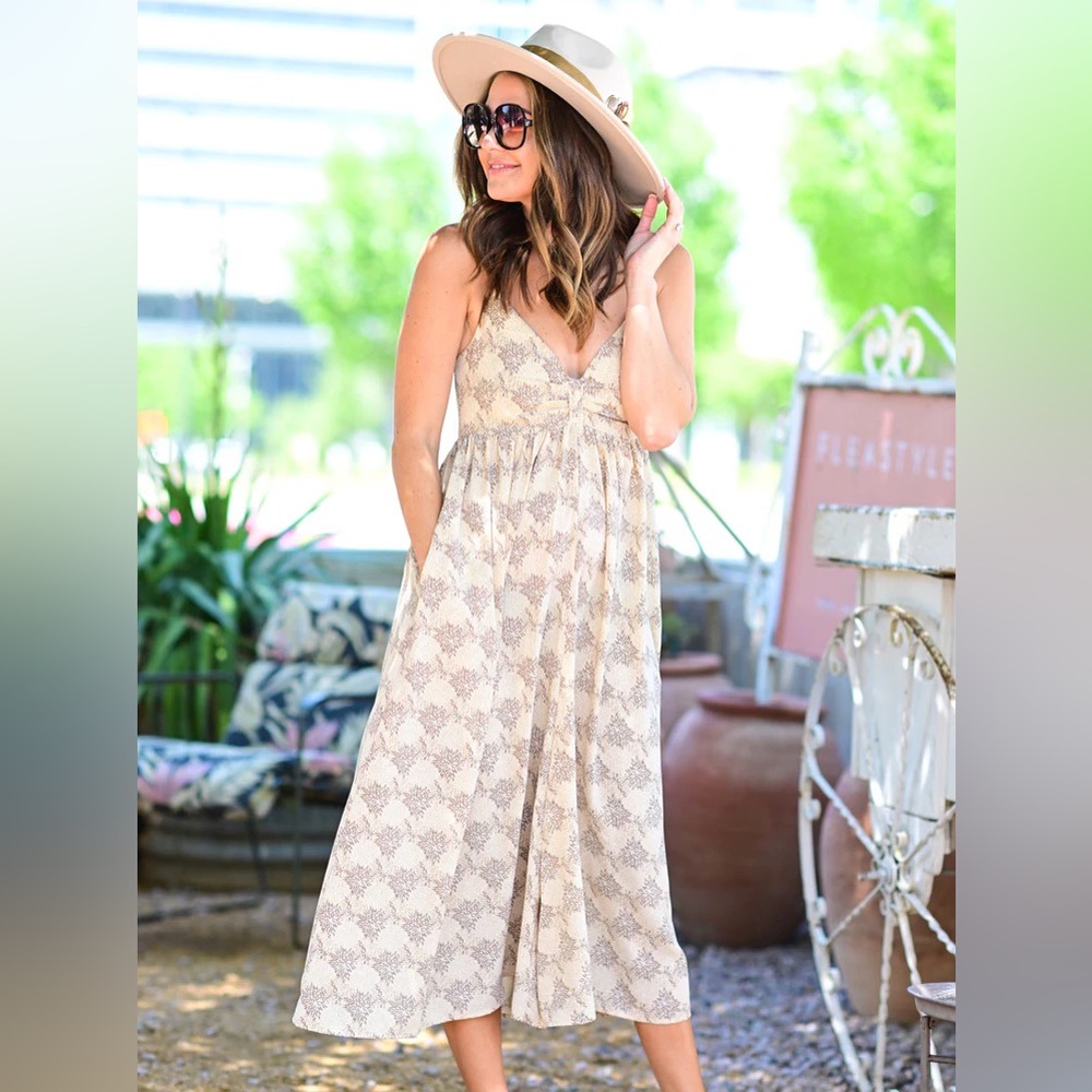 WIDE LEG JUMPSUIT